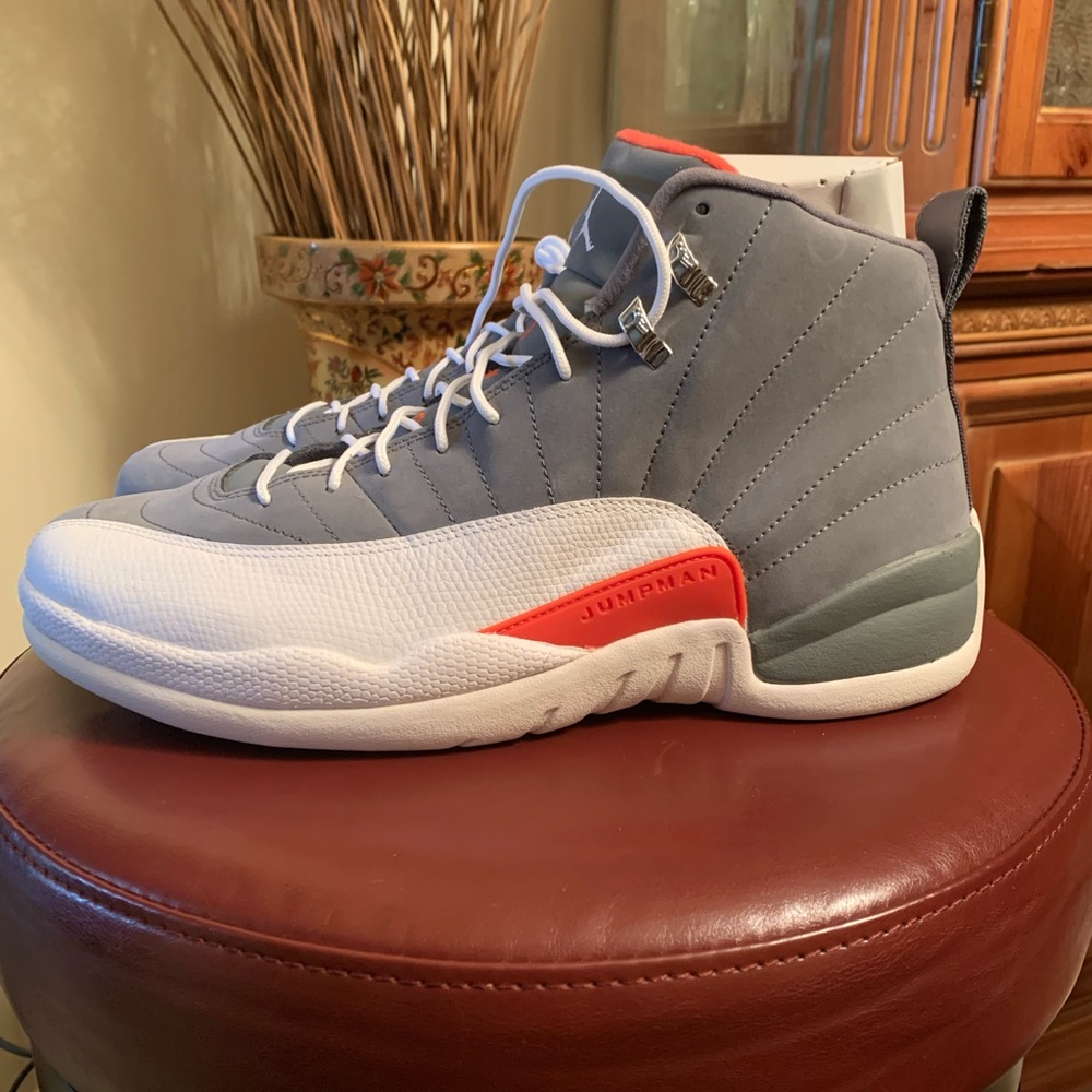 Air Jordan 12 Retro Cool Grey - Mens Size 13